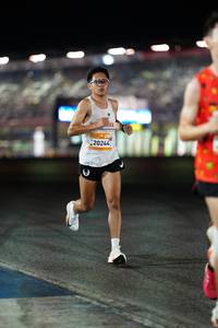 BIB: 20244
                            <button type="button" onclick="openModal(22998916)" class="btn btn-primary btn-sm float-right btn-popup" data-toggle="modal" data-target=".modal-high-quality">
                        <i class="fas fa-shopping-cart"></i> Add to Cart
                    </button>
                                            <button type="button" onclick="isThisMe(22998916, true)" class="btn btn-success btn-sm float-right btn-popup btn-isme hidden" data-toggle="tooltip" data-placement="bottom" title="นี่คือรูปของคุณใช่ไหม คลิกที่นี่เพื่อเอาเข้าอัลบั้ม">
                        <i class="fas fa-plus"></i> Add to album
                    </button>
                    <button type="button" onclick="isThisMe(22998916, false)" class="btn btn-warning btn-sm float-right btn-popup btn-isnotme hidden">
                        <i class="fas fa-ban"></i> Remove from album
                    </button>